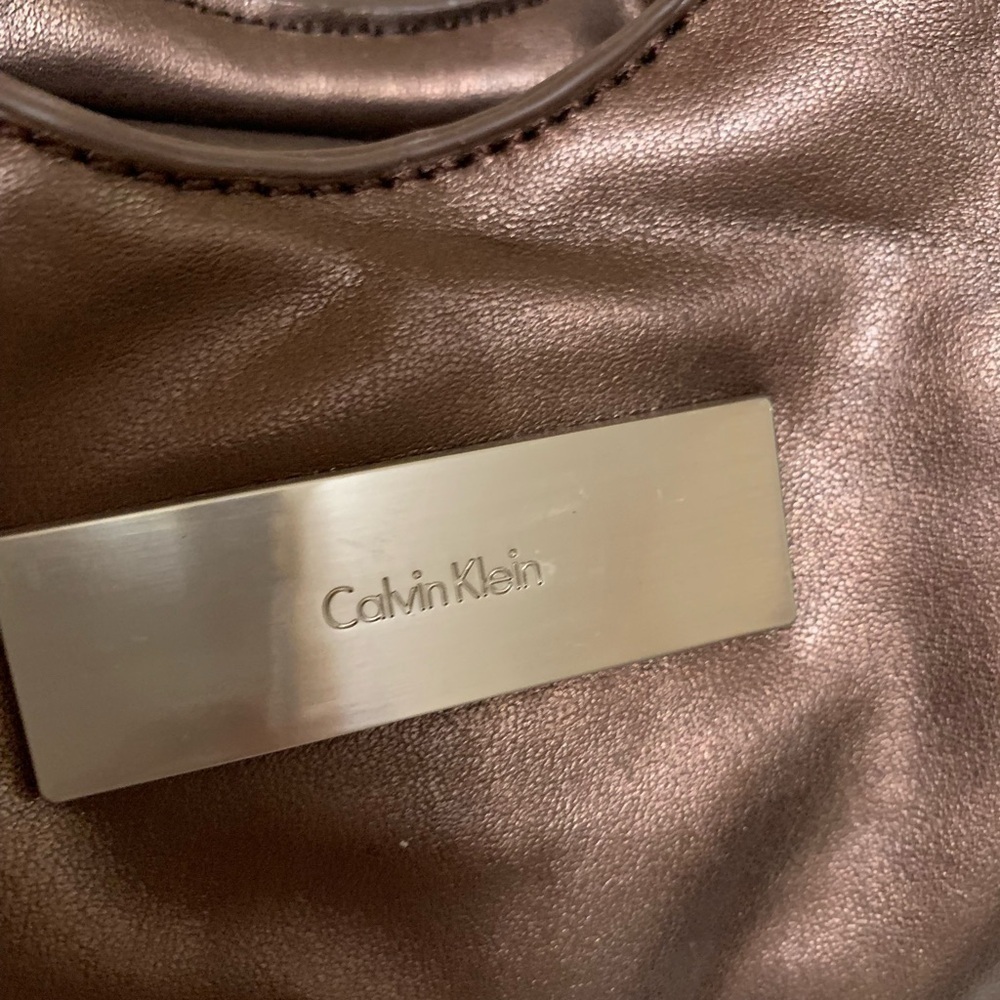 Calvin Klein - Picture 9 of 15